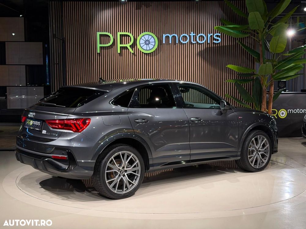 Audi Q3 Sportback - 33