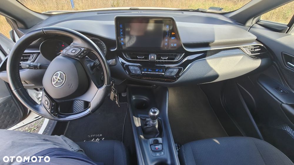 Toyota C-HR - 12