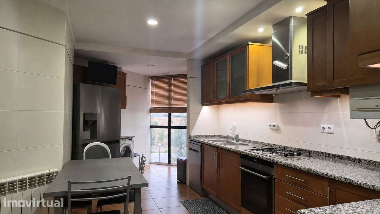 Apartamento T4 - Cantanhede - Cantanhede/Venda - Grande imagem: 4/18