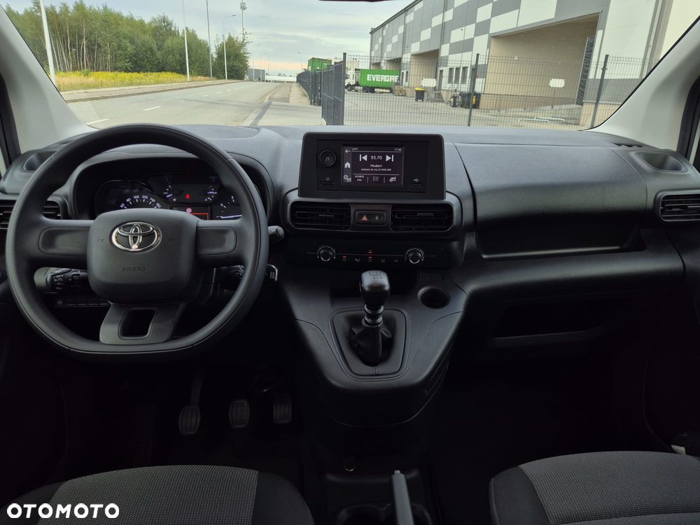 Toyota Proace City Verso 1.5 D-4D Family - 10