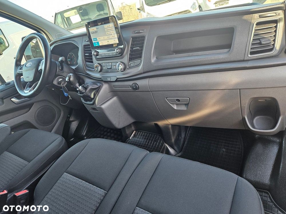 Ford transit-custom L2H1 *99999zł NETTO* Brygadówka 6 osób 2.0TdCi/131KM - 27