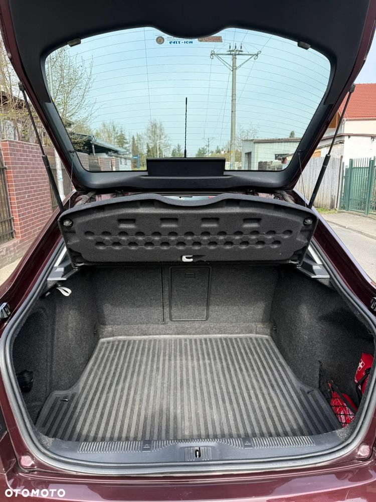 Skoda Octavia 1.4 TSI Ambiente - 29