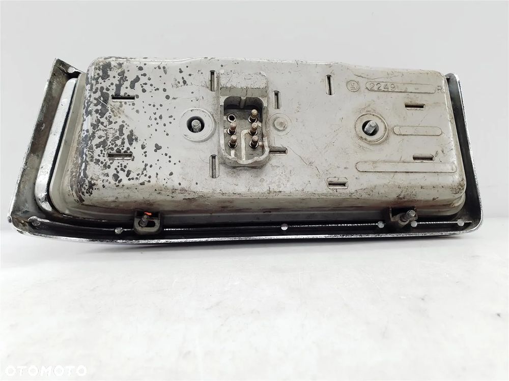 MERCEDES W114 W115 PRAWA LAMPA TYŁ ORYGINAŁ !!! - 8