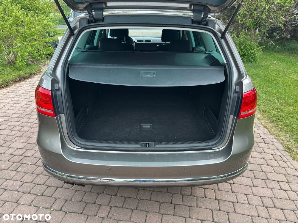Volkswagen Passat Variant 2.0 TDI BlueMotion Technology Comfortline - 28
