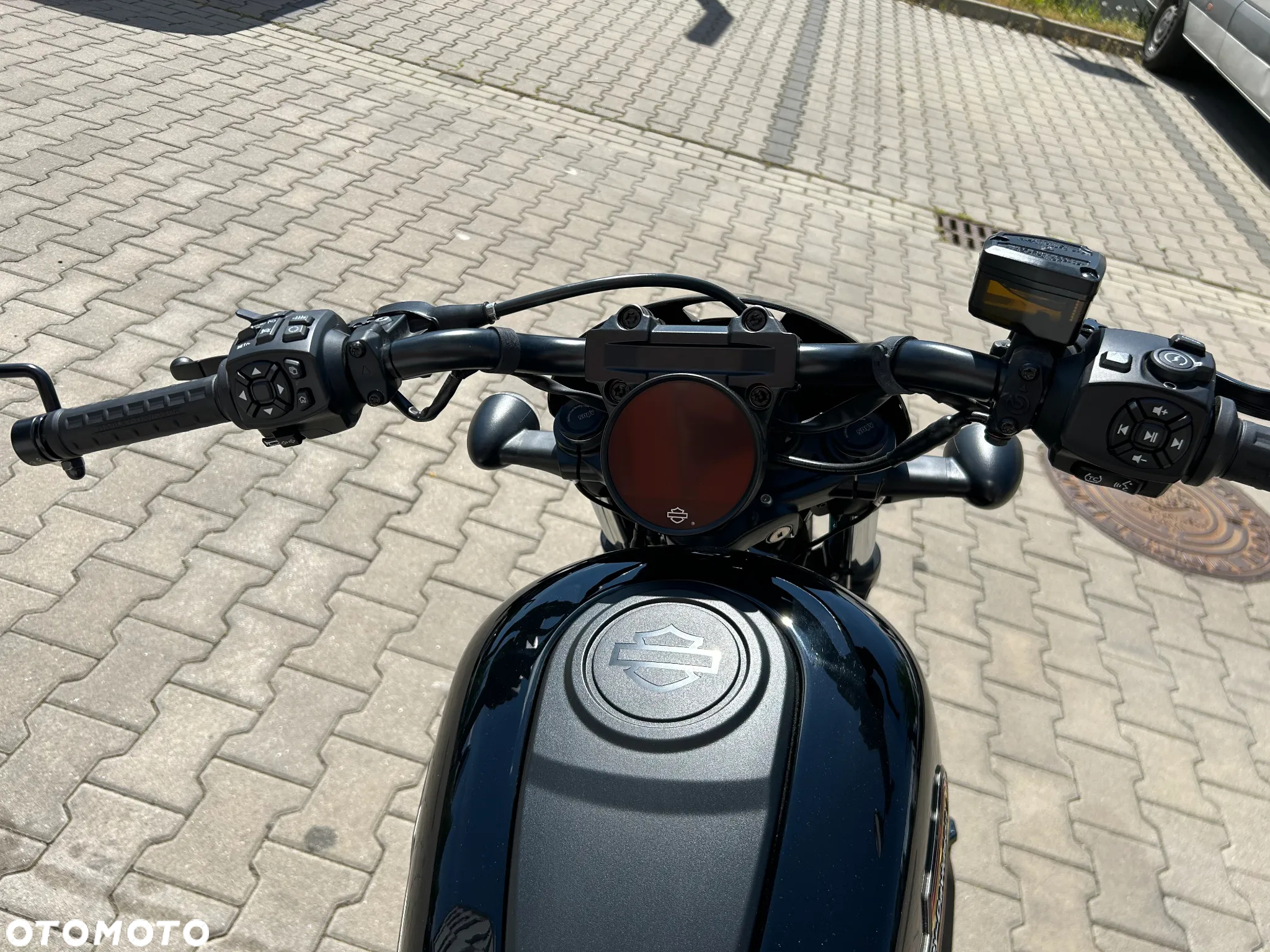 Harley-Davidson Sportster Nightster 975 - 16