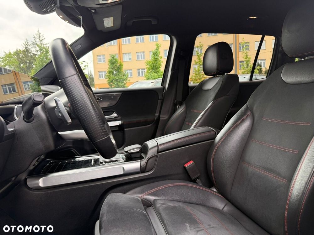 Mercedes-Benz GLB 220 d 4-Matic AMG Line 8G-DCT - 12
