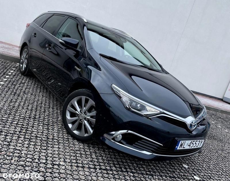Toyota Auris - 10