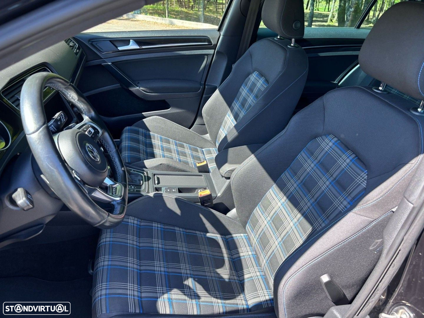 VW Golf - 14