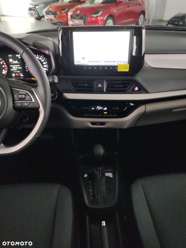 Suzuki Swift 1.2 Dualjet SHVS Premium Plus CVT - 32