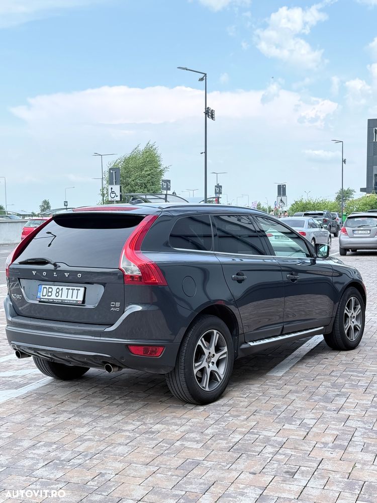 Volvo XC 60 D5 AWD A6 Basic - 3