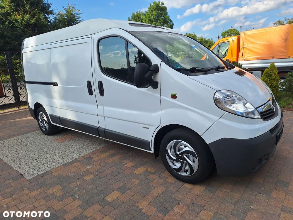 Opel Vivaro - 9