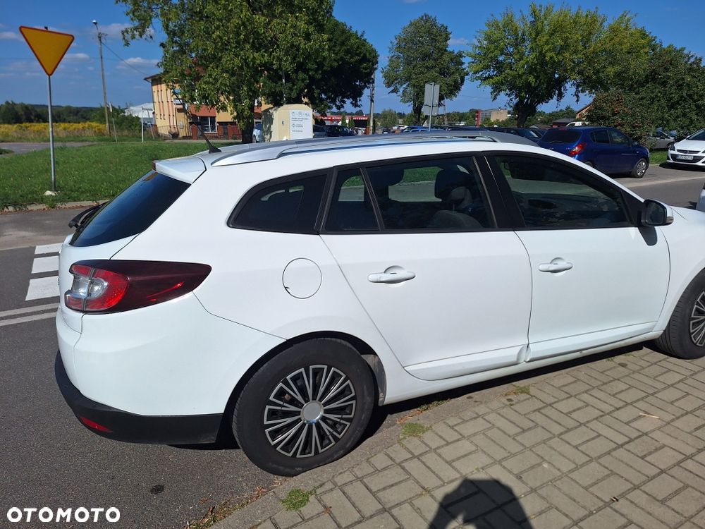 Renault Megane 2009 photo 2