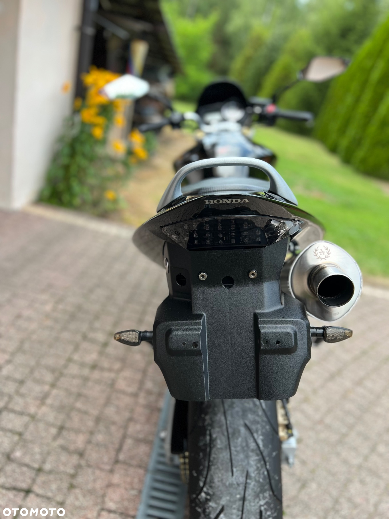 Honda Hornet - 16