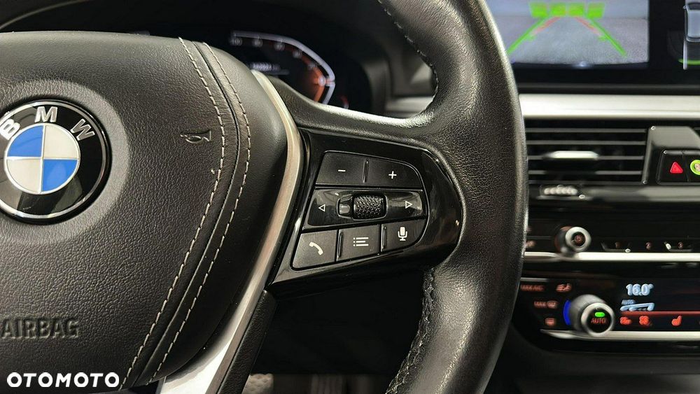 BMW Seria 5 - 23