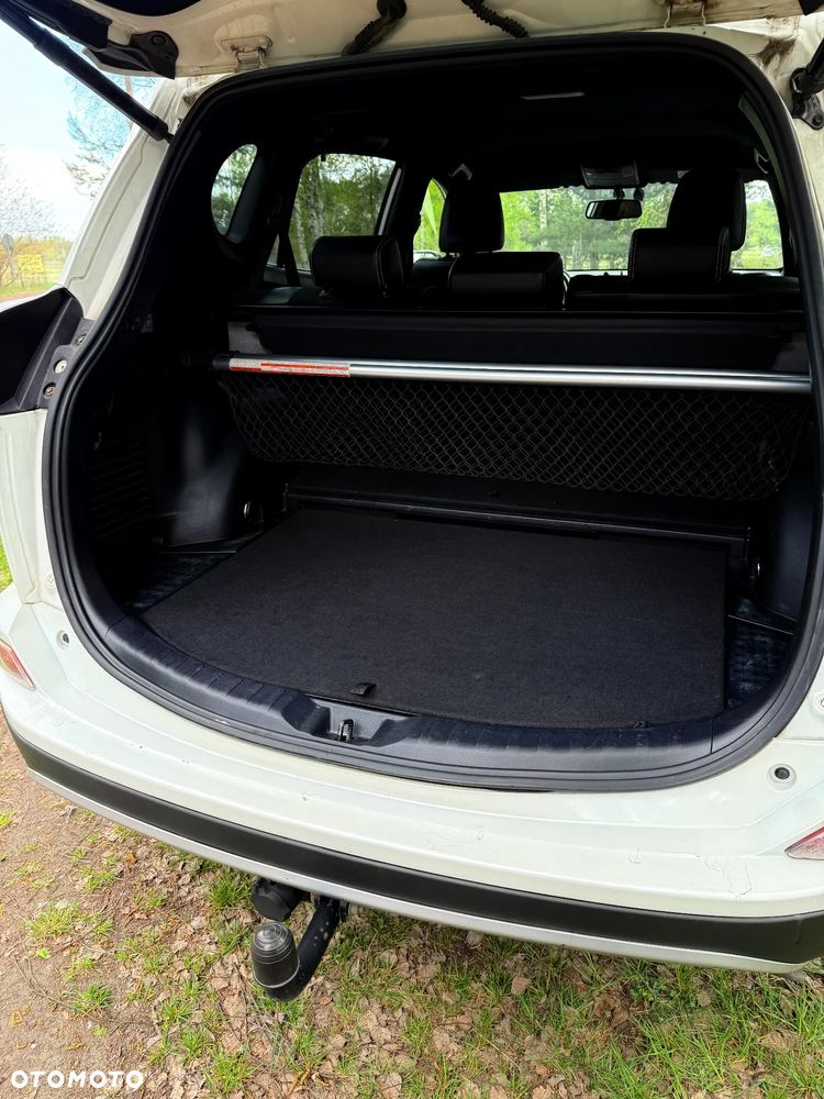Toyota RAV4 Hybrid Premium 4x2 - 6