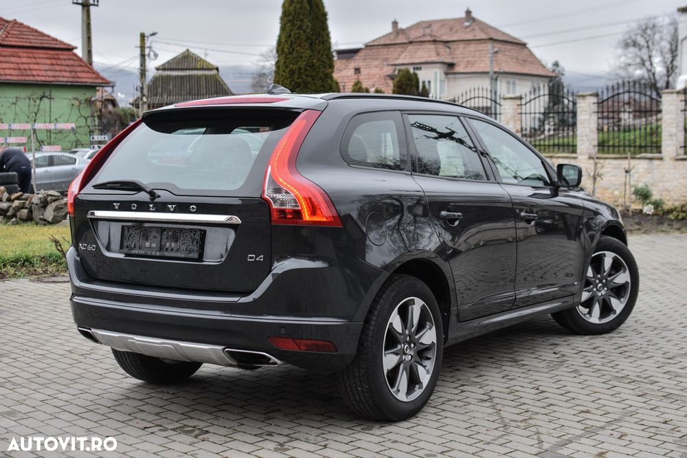Volvo XC 60 D4 Geartronic Summum - 3
