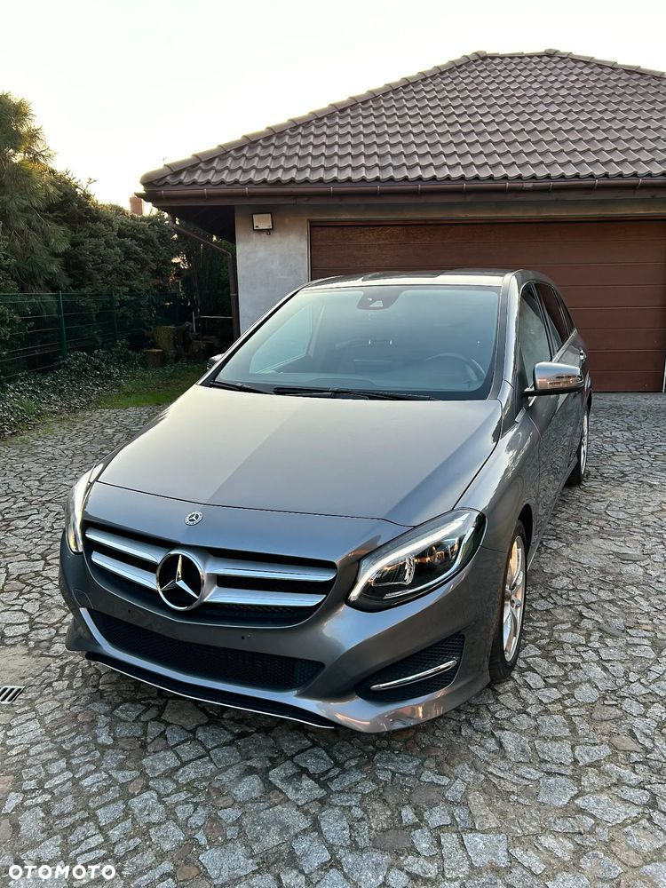 Mercedes-Benz Klasa B 200 (CDI) d 4Matic 7G-DCT Style - 28