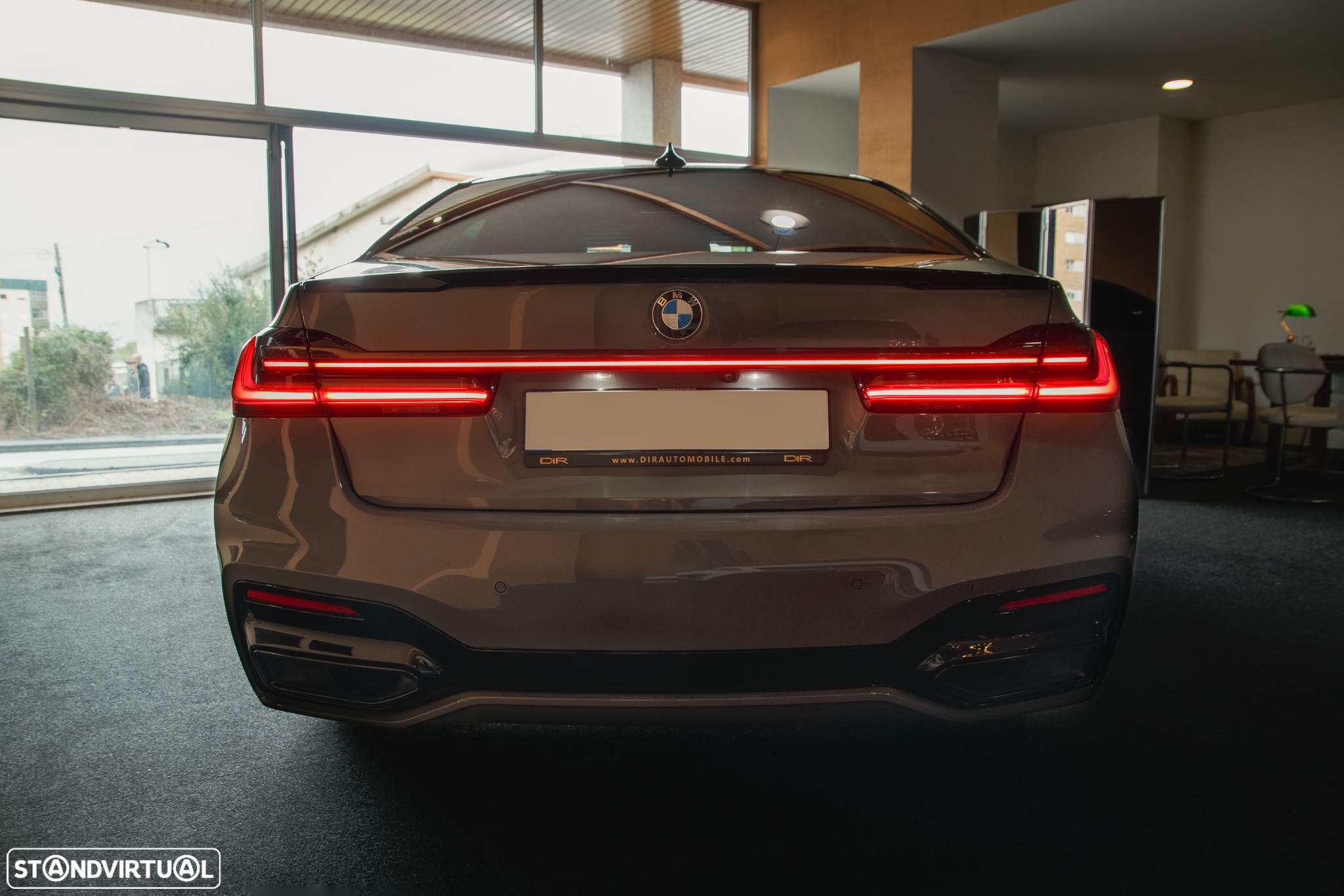 BMW 740 d xDrive Pack M Auto - 4