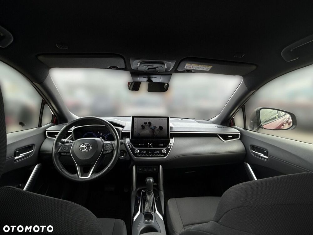 Toyota Corolla Cross - 13