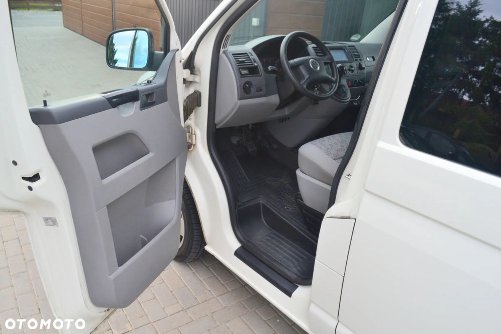 Volkswagen Transporter - 6