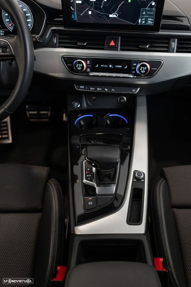 Audi A4 40 TDI quattro S line S tronic - 32