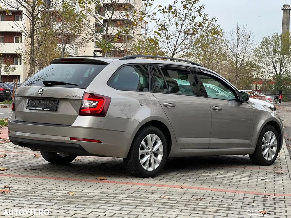 Skoda Octavia 1.5 TSI ACT DSG Clever - 2