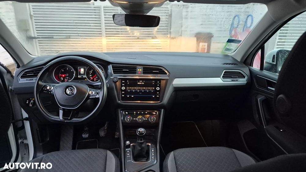 Volkswagen Tiguan 2.0 TDI SCR (BlueMotion Technology) Comfortline - 8