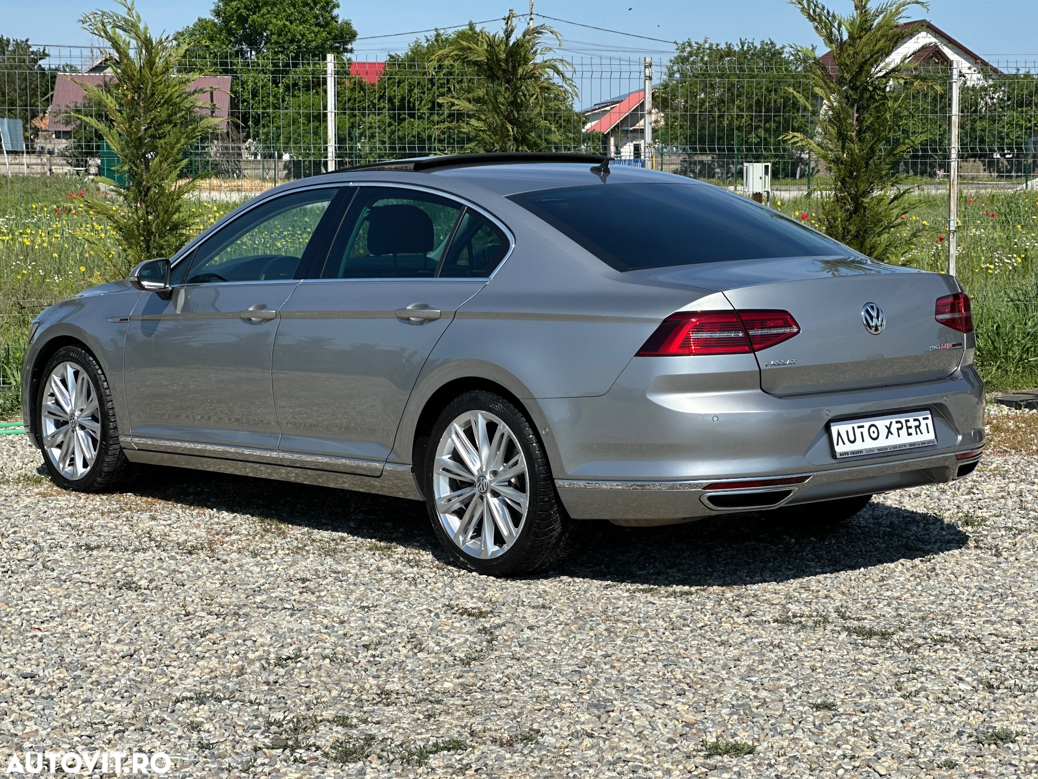 Volkswagen Passat Variant 2.0 BiTDI 4Mot DSG Highline - 6