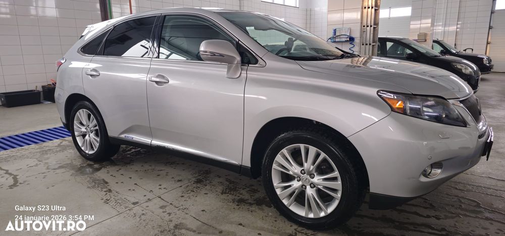 Lexus Seria RX - 5
