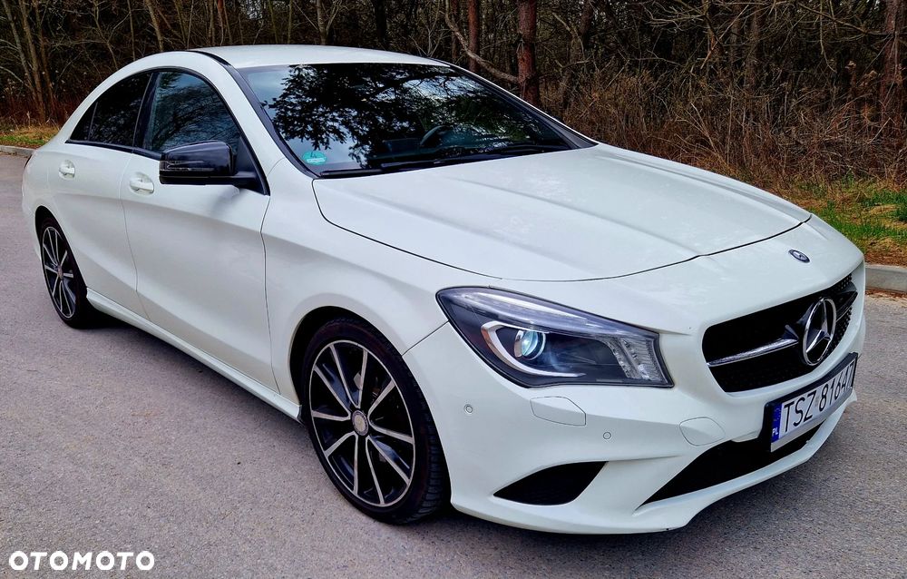 Mercedes-Benz CLA 200 Urban - 1