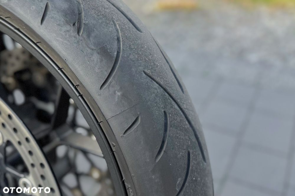 Honda CBR - 12