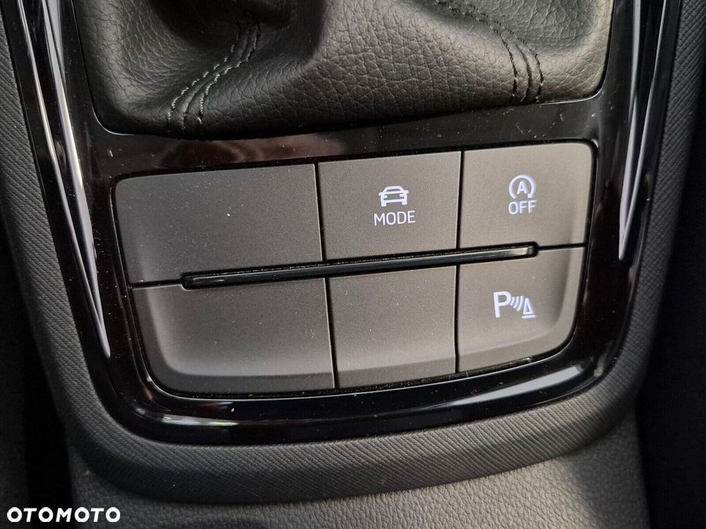 Skoda Kamiq 1.5 TSI Selection DSG - 23