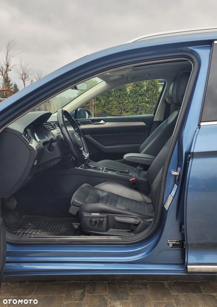 Volkswagen Passat - 10