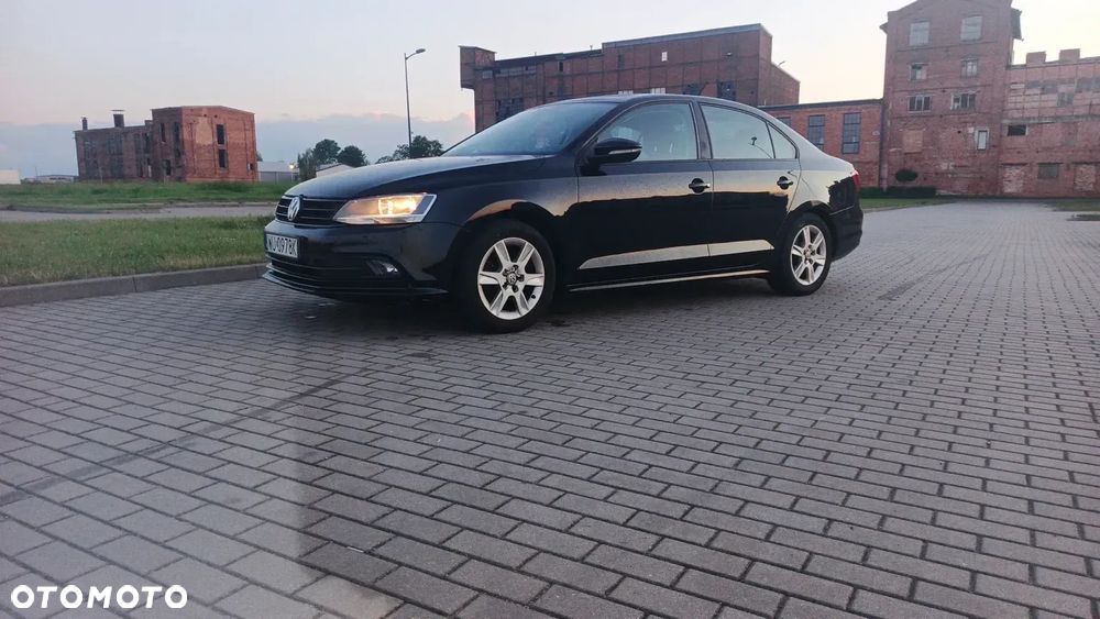 Volkswagen Jetta 2.0 TDI DPF BMT Comfortline - 2