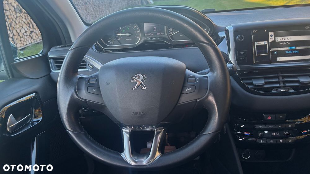 Peugeot 208 1.2 PureTech Allure - 14
