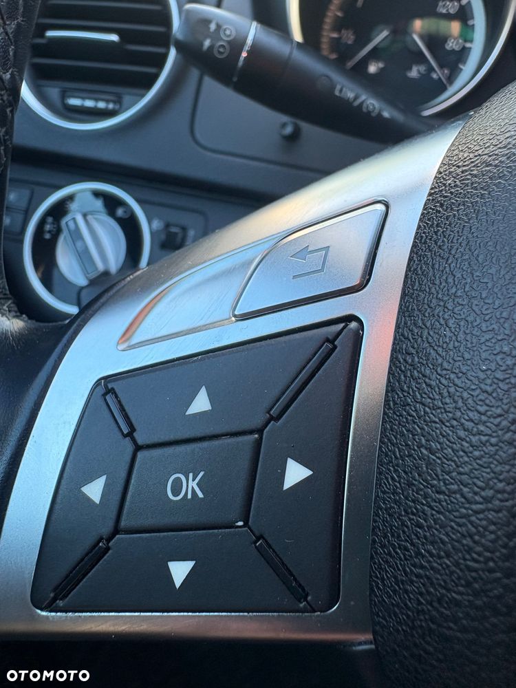 Mercedes-Benz Klasa C 200 CDI DPF BlueEFFICIENCY Special Edition - 24