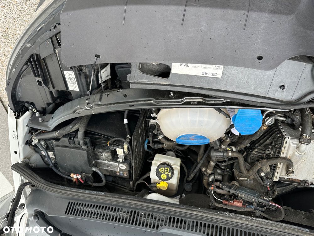 Volkswagen Transporter - 30