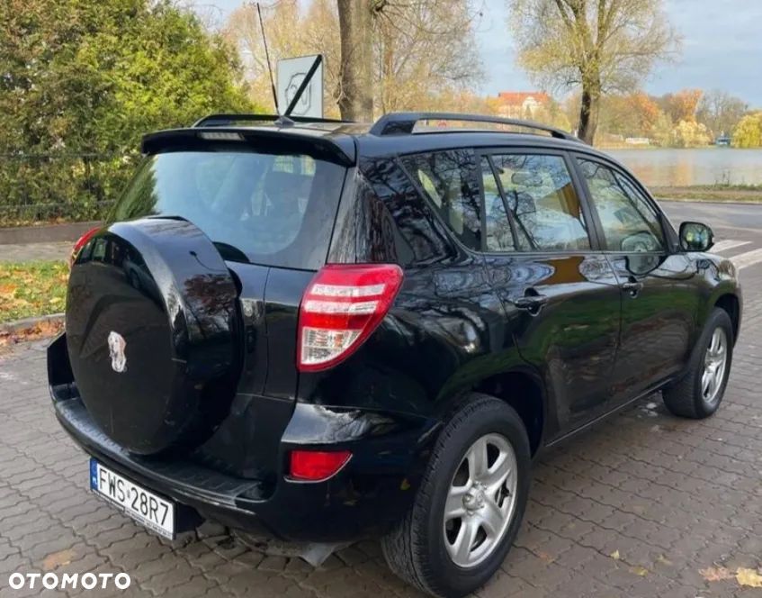 Toyota RAV4 2.2 D-4D 4x2 - 2