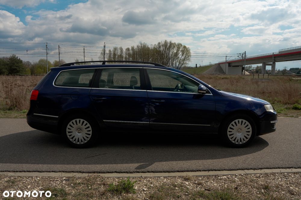 Volkswagen Passat 2.0 TDI DPF Comfortline - 4