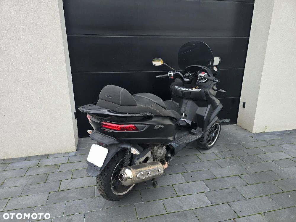 Piaggio MP-3 - 13