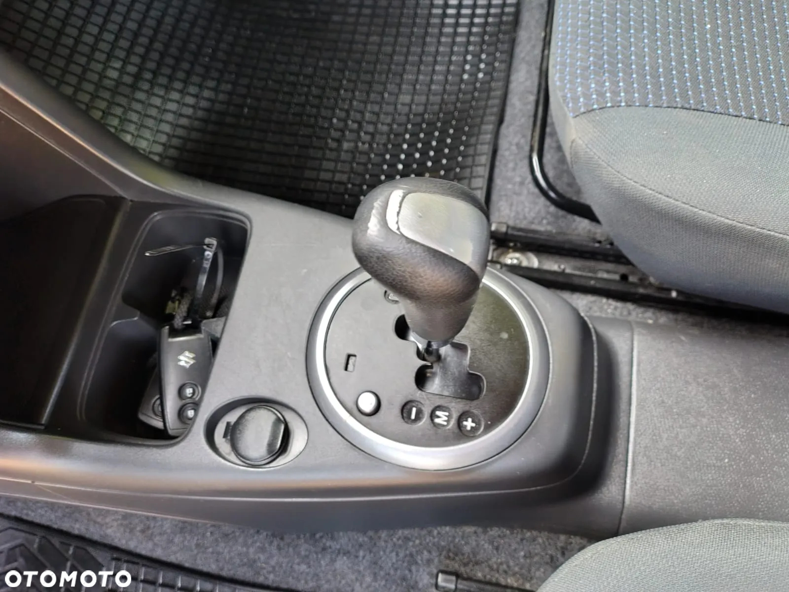 Suzuki Swift 1.3 A-M-T Comfort - 22