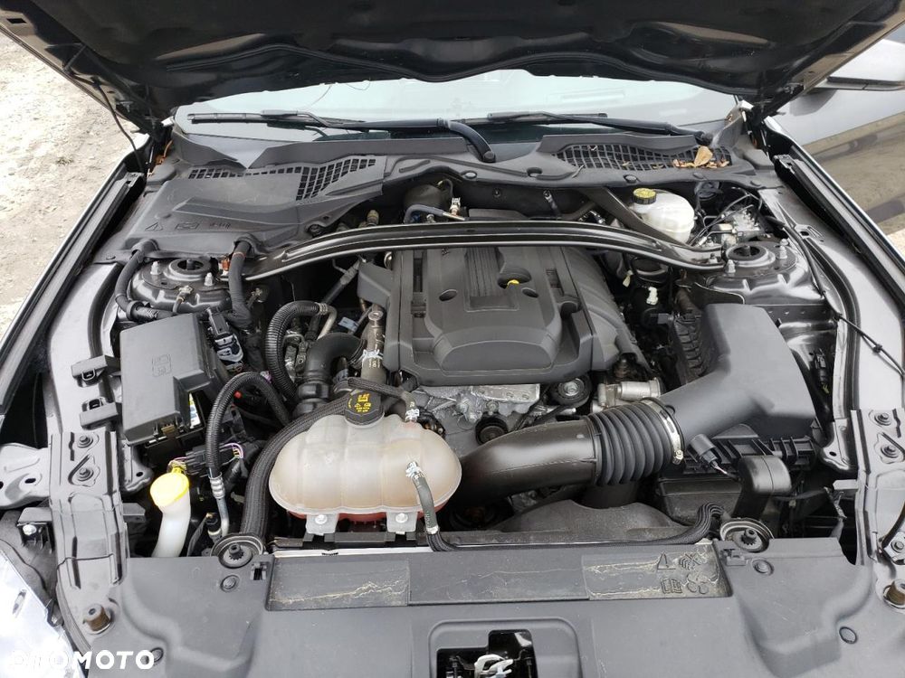 Ford Mustang - 11