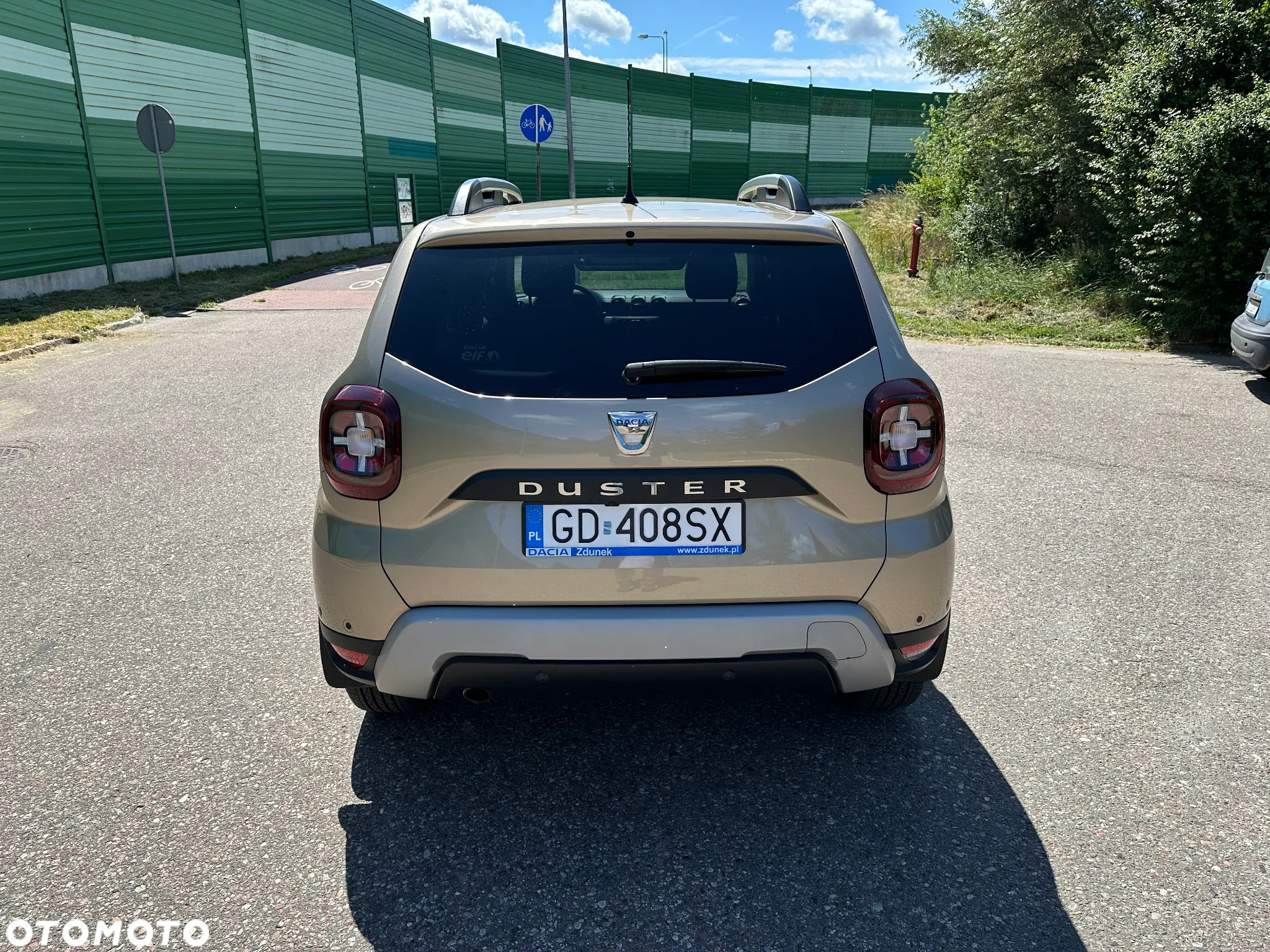 Dacia Duster 1.6 SCe S&S - 6