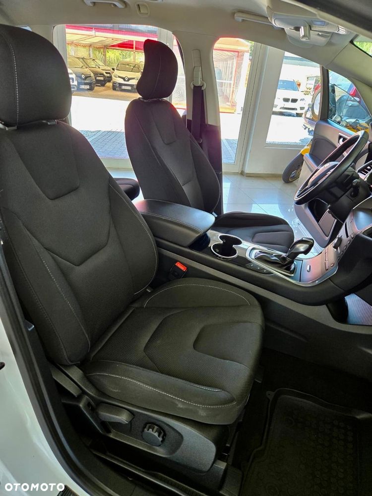 Ford S-Max - 5