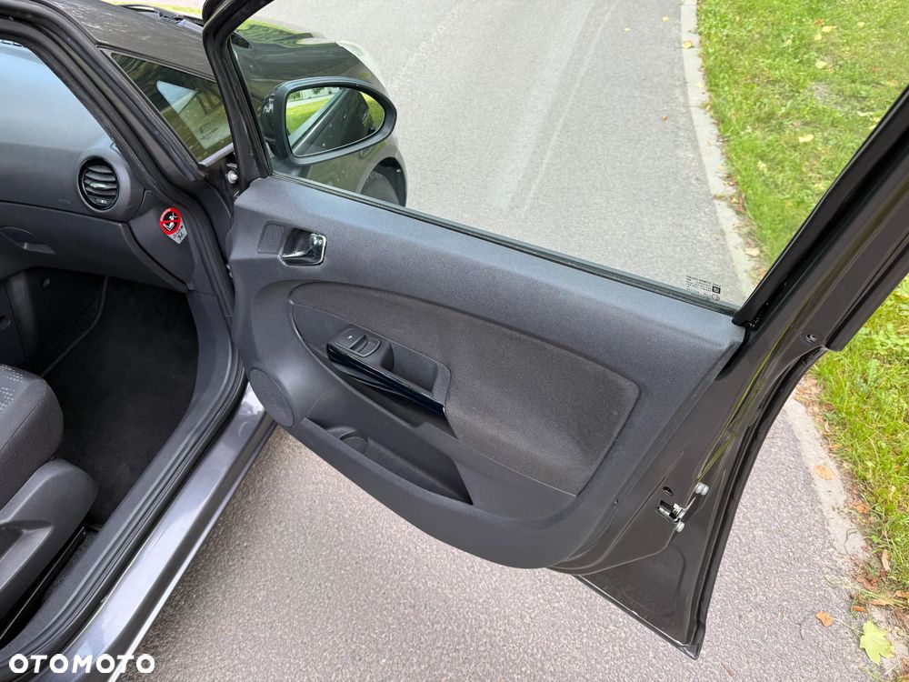 Opel Corsa 1.2 16V Graphite - 10