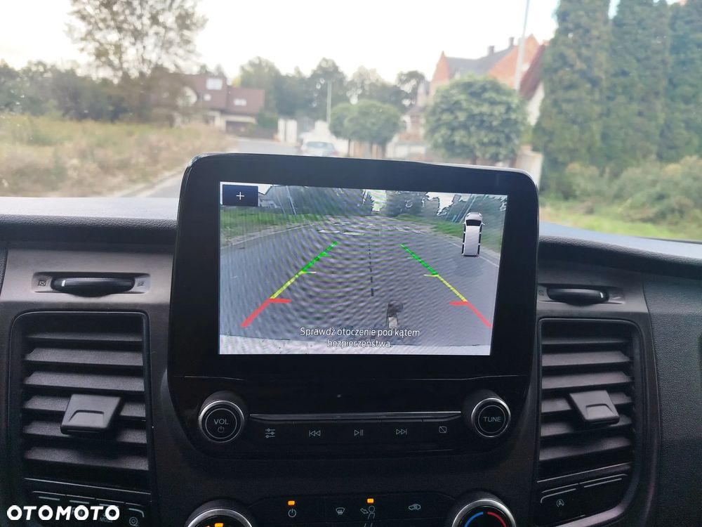 Ford TRANSIT CUSTOM - 22