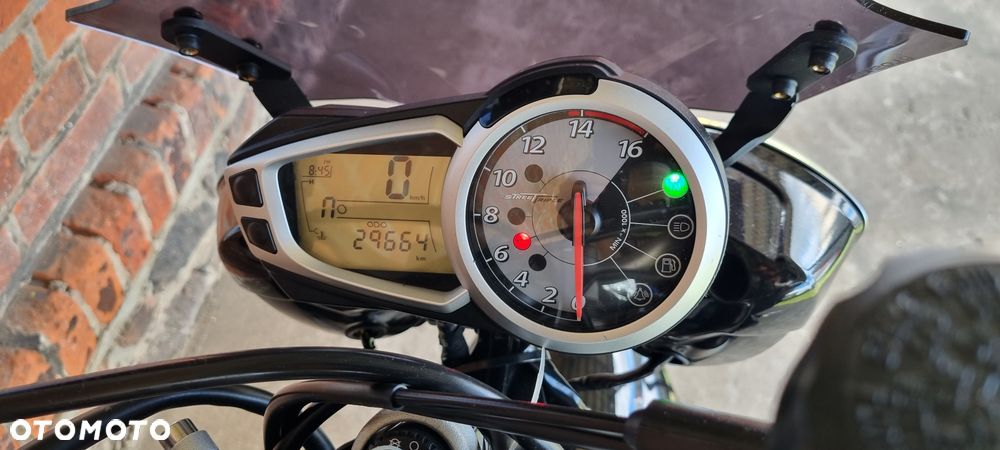 Triumph Speed Triple - 3