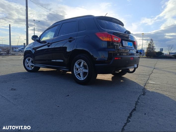 Mitsubishi ASX - 6