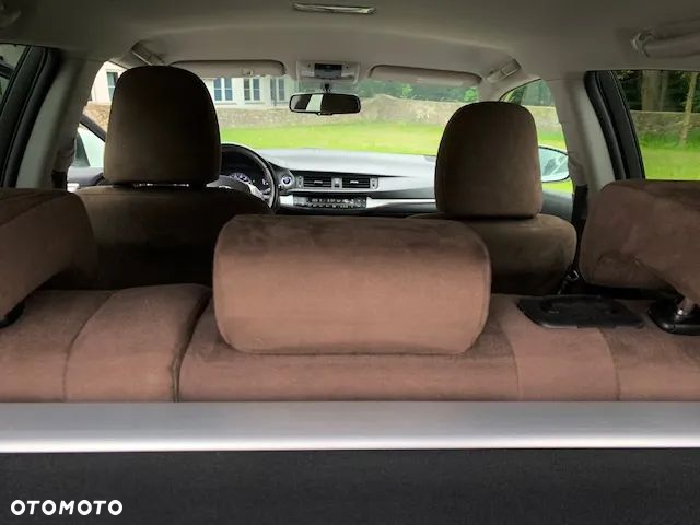 Lexus CT 200h Dynamic Line - 10