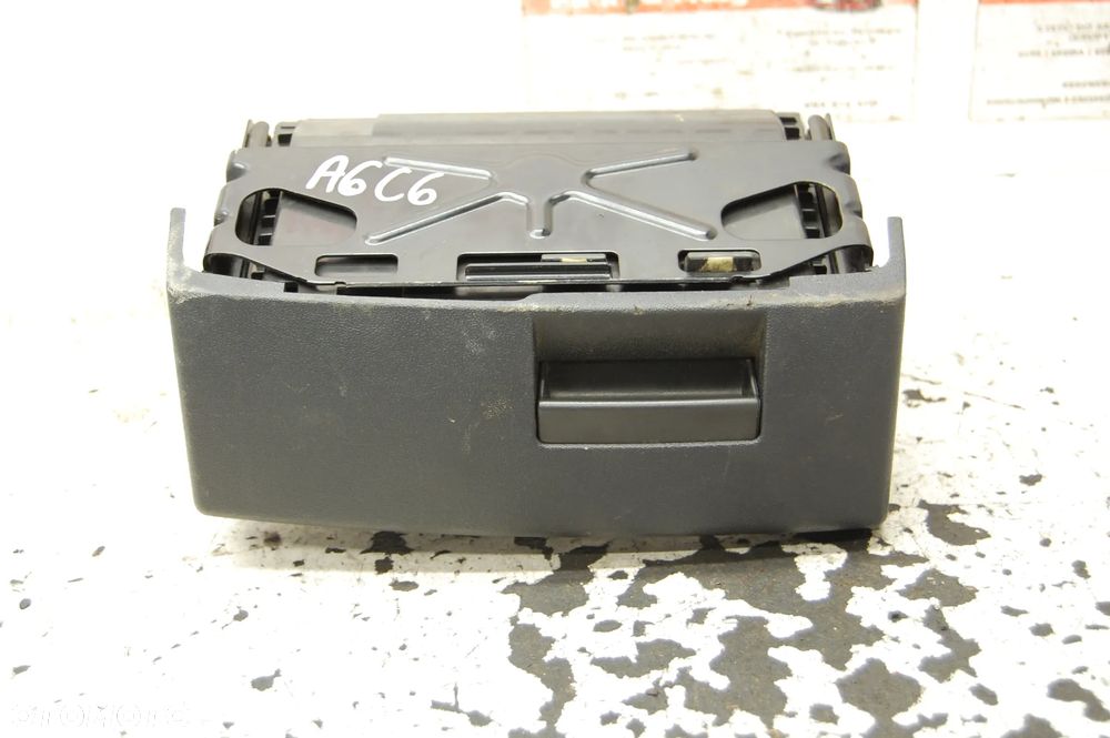 SCHOWEK FOTELA  PASAŻERA PRAWY PRZÓD AUDI A6 C6 4F0882601/ 4F0882602 - 1
